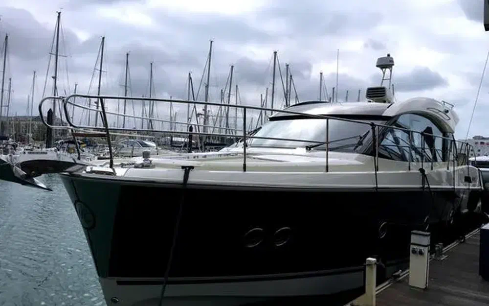 slider 2 Beneteau Monte Carlo 5 S
