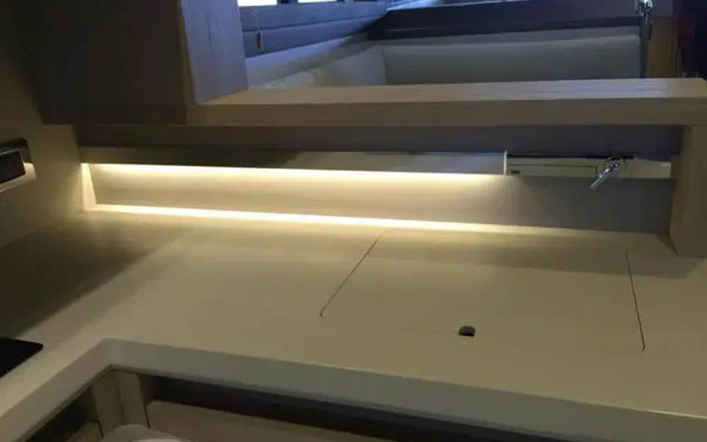 slider 6 Beneteau Monte Carlo 5 S