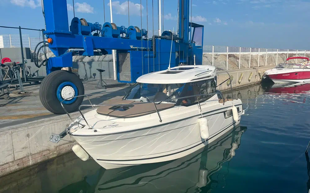 slider 2 Jeanneau Merry Fisher 695