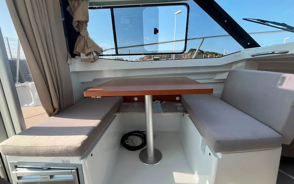 slider 21 Jeanneau Merry Fisher 695