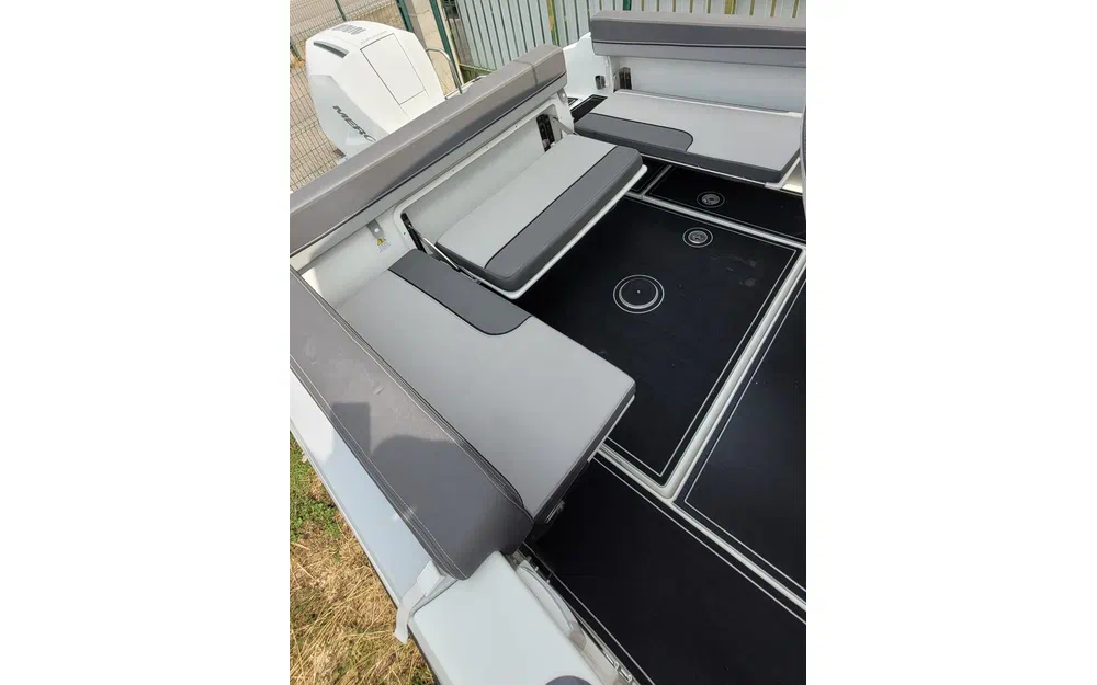 slider 5 Jeanneau Cap Camarat 7.5 CC Serie 3