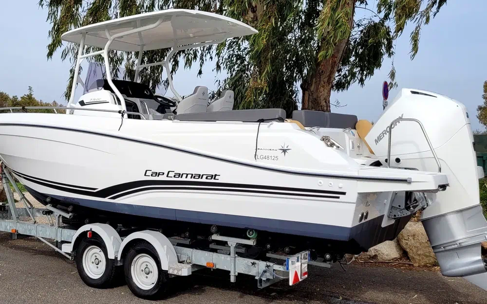 slider 0 Jeanneau Cap Camarat 7.5 CC Serie 3