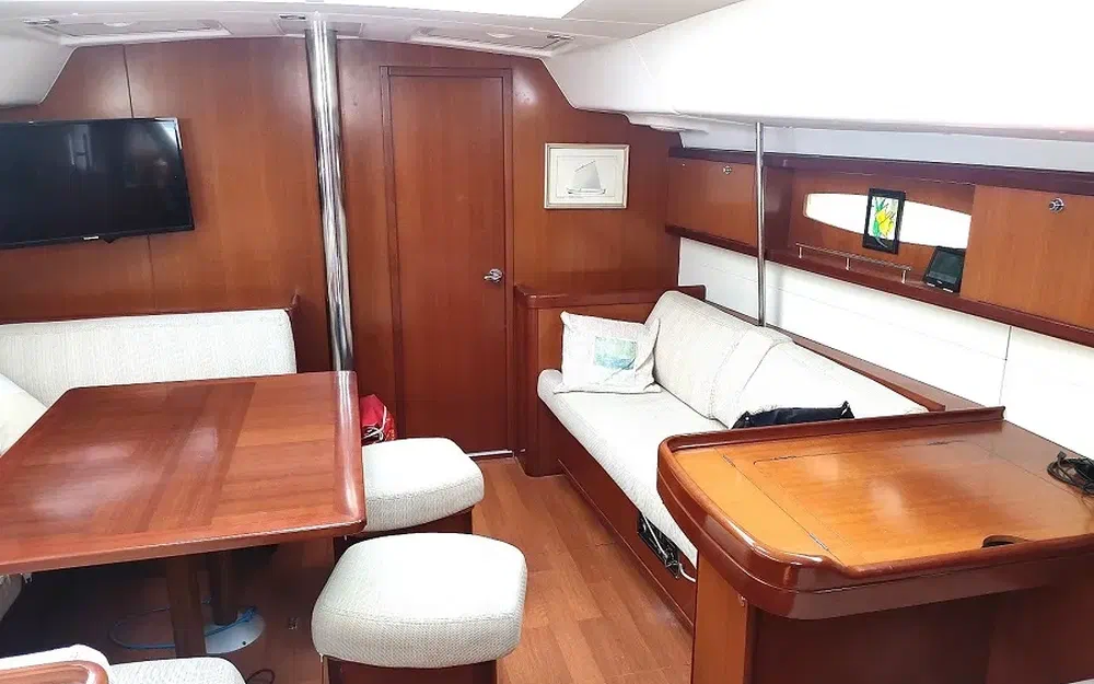 slider 37 Beneteau Oceanis 50