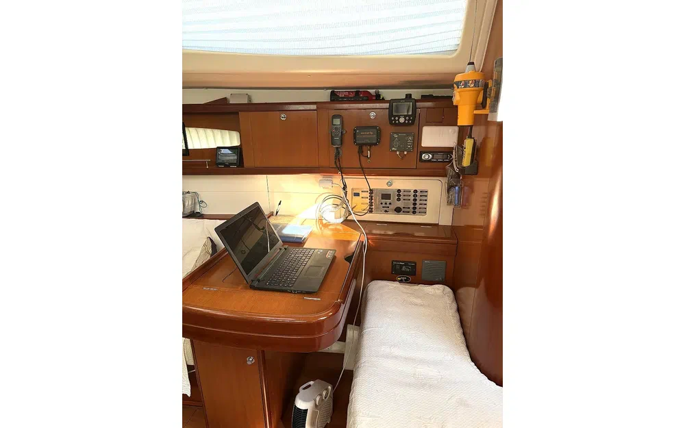 slider 43 Beneteau Oceanis 50