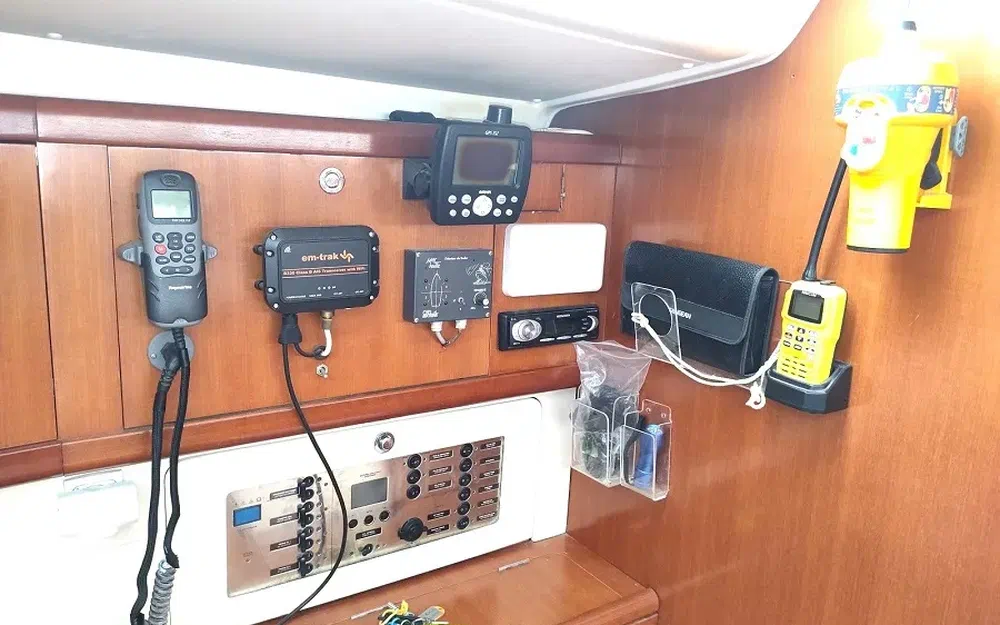 slider 44 Beneteau Oceanis 50