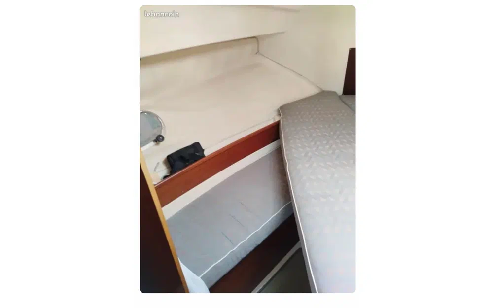 slider 9 Beneteau Antares 805