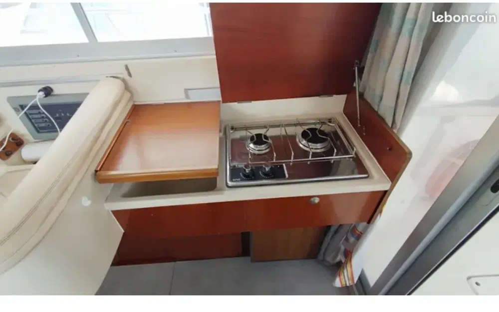 slider 4 Beneteau Antares 805