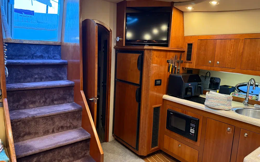 slider 24 Cruisers Yachts 440 Express