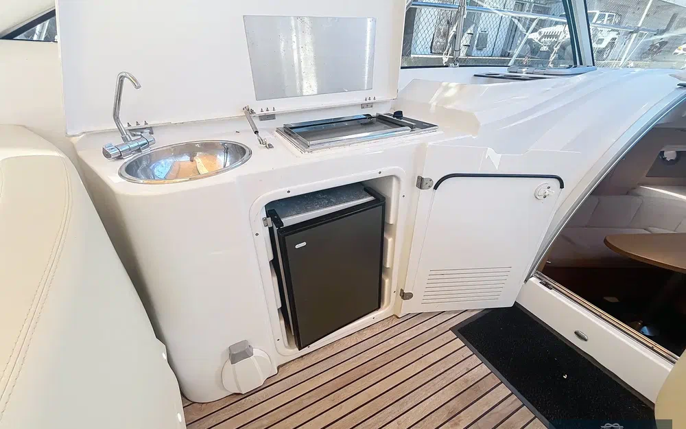 slider 10 Beneteau Monte Carlo 32