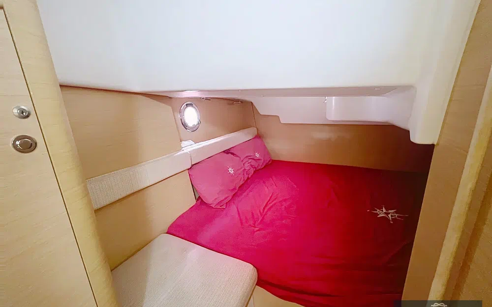 slider 17 Beneteau Monte Carlo 32
