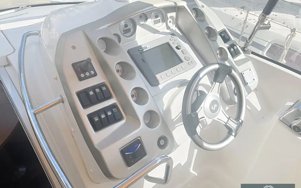 slider 3 Beneteau Monte Carlo 32
