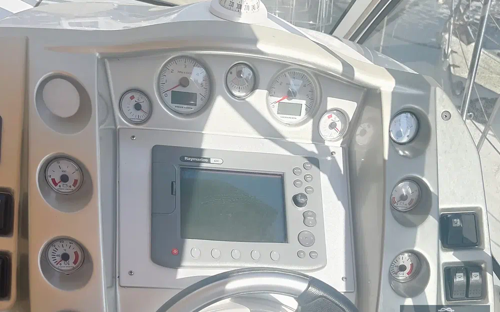 slider 4 Beneteau Monte Carlo 32