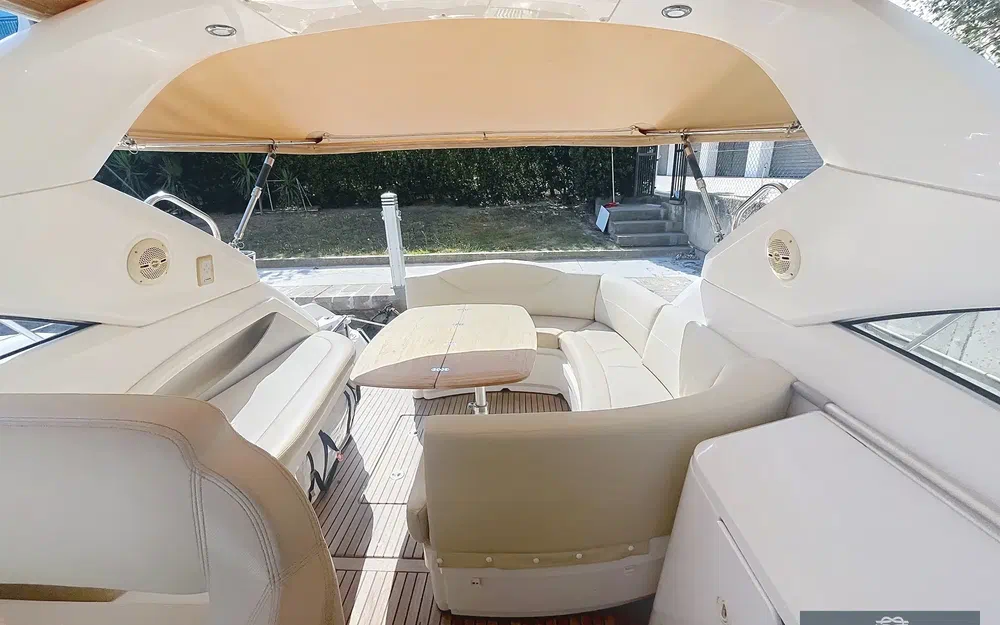 slider 7 Beneteau Monte Carlo 32