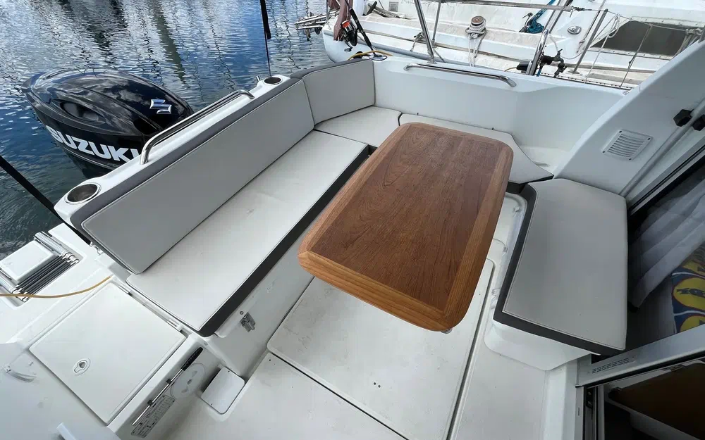 slider 3 Beneteau Antares 7 OB