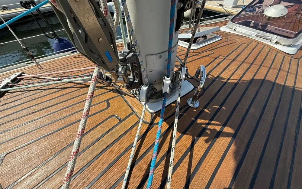 slider 10 Grand Soleil 35