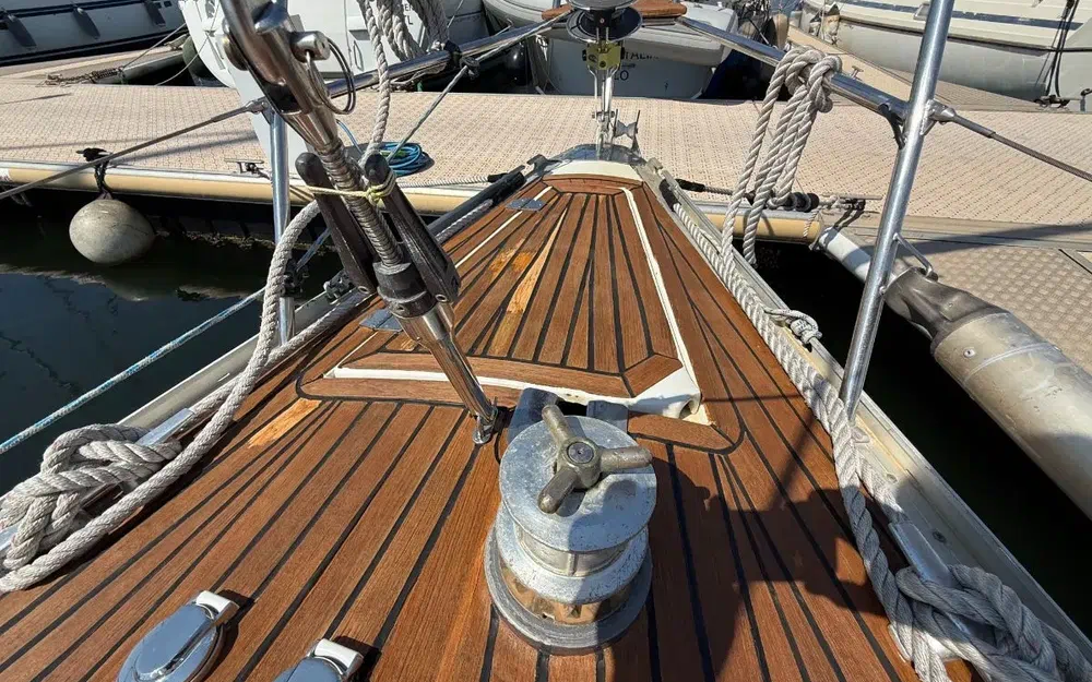 slider 12 Grand Soleil 35