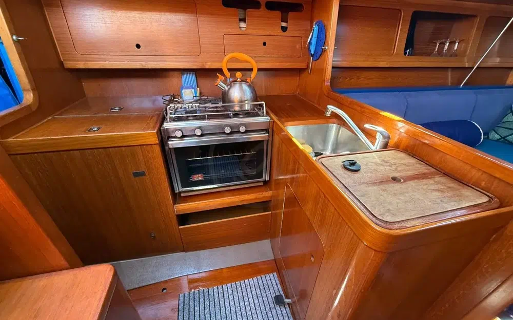 slider 28 Grand Soleil 35