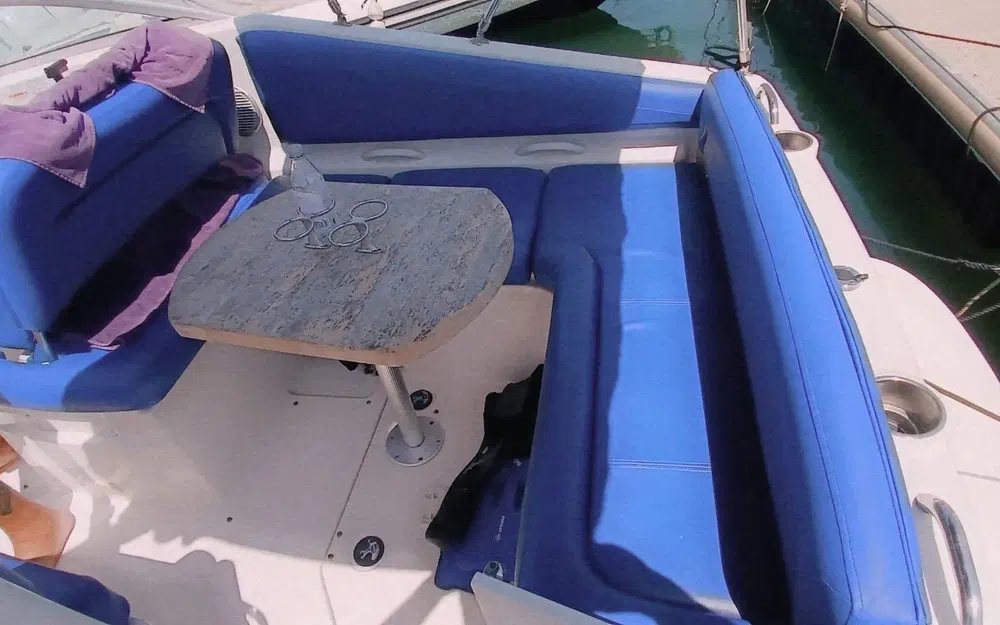 slider 8 Bayliner 255