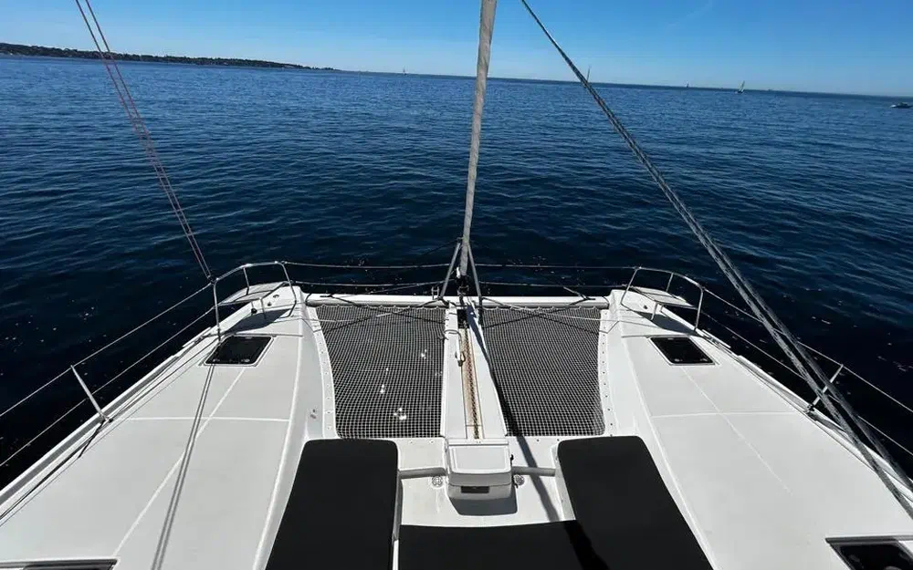 slider 23 Lagoon 46