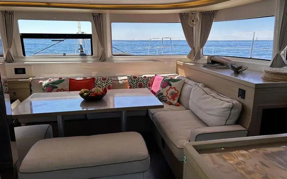 slider 25 Lagoon 46
