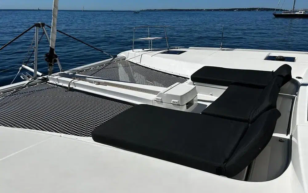 slider 26 Lagoon 46