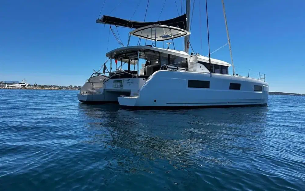 slider 3 Lagoon 46