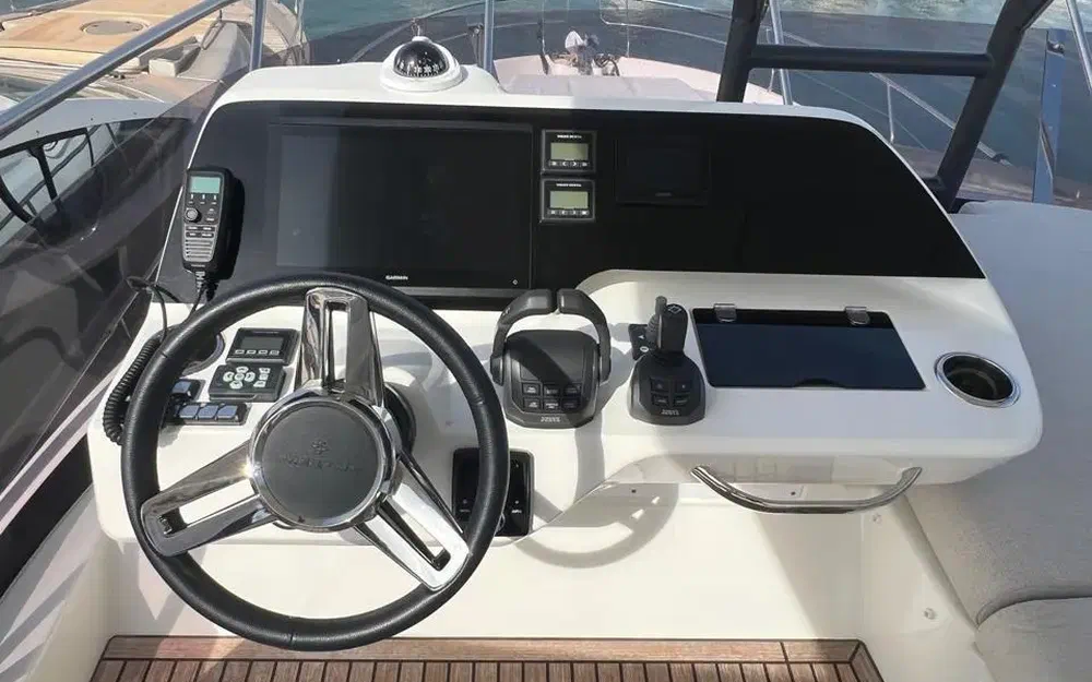 slider 20 Prestige Yachts F4.9