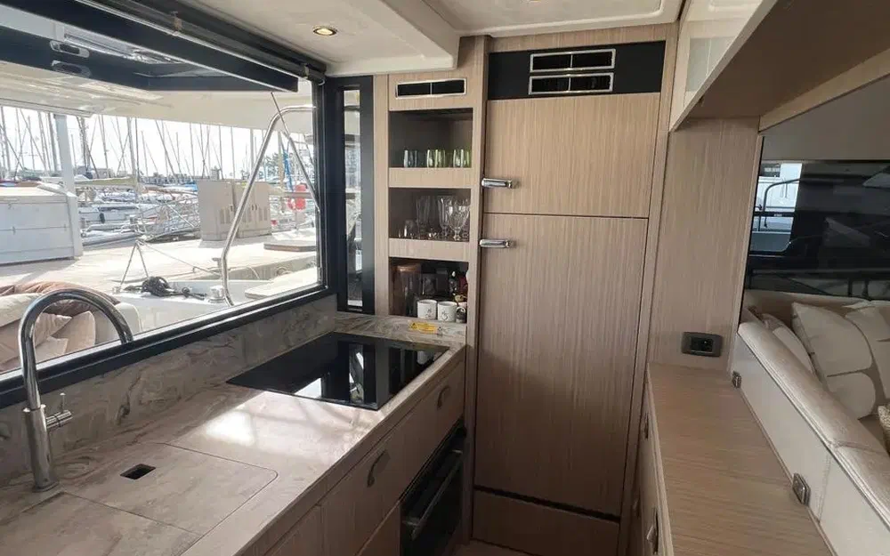 slider 27 Prestige Yachts F4.9