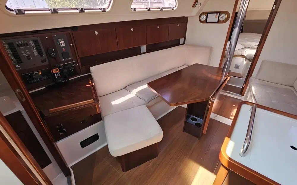 slider 11 Hanse 320