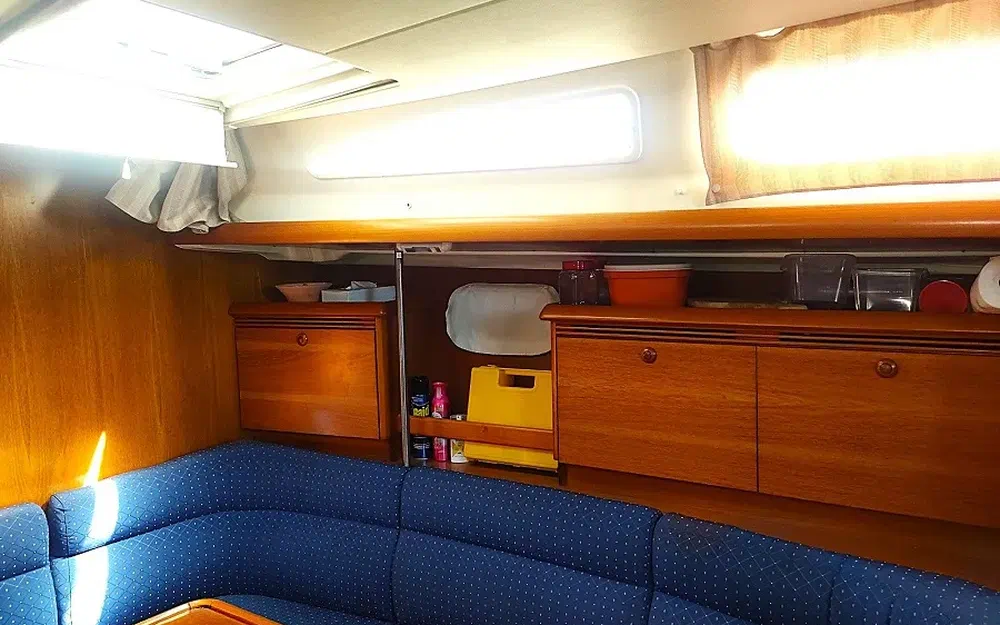 slider 31 Jeanneau Sun Odyssey 43