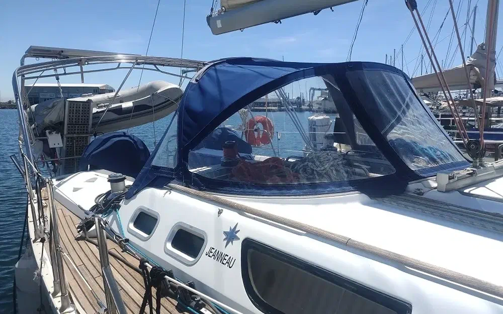 slider 8 Jeanneau Sun Odyssey 43