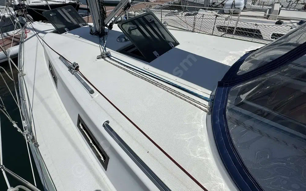 slider 5 Bavaria Cruiser 32