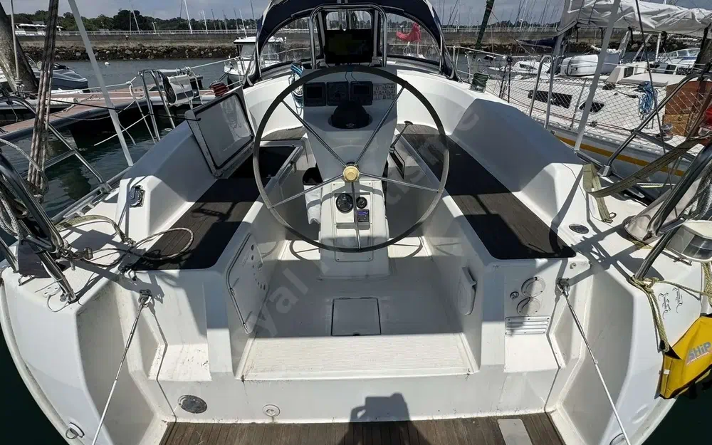 slider 8 Bavaria Cruiser 32