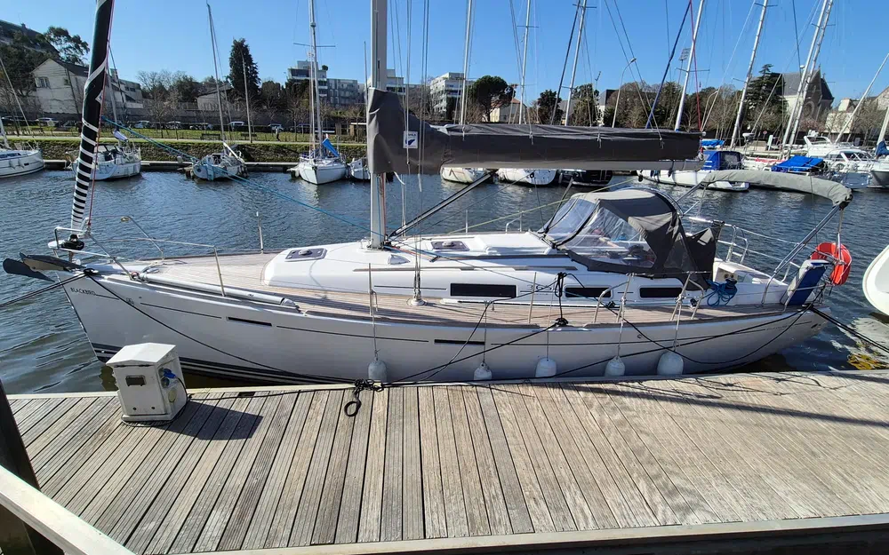 slider 18 Dufour 365 Grand Large