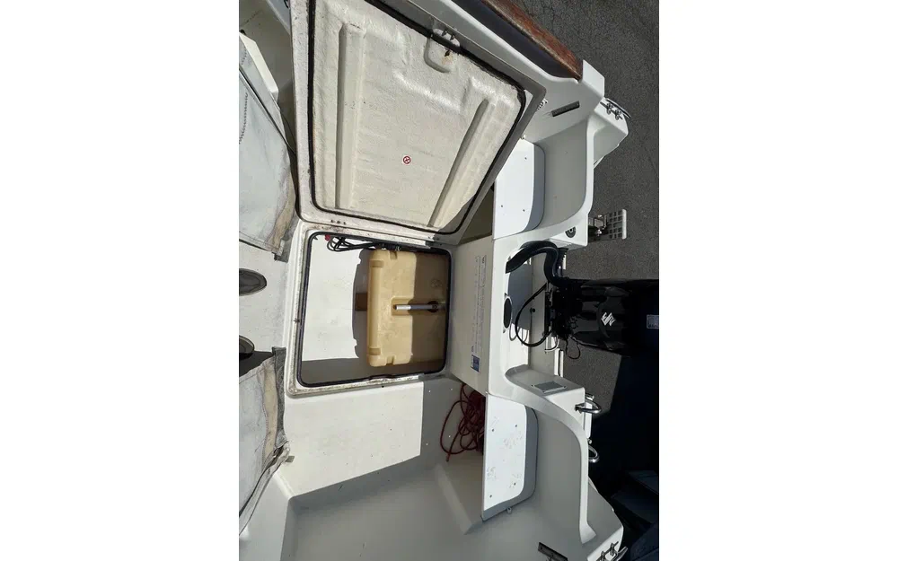 slider 6 Suzuki 70