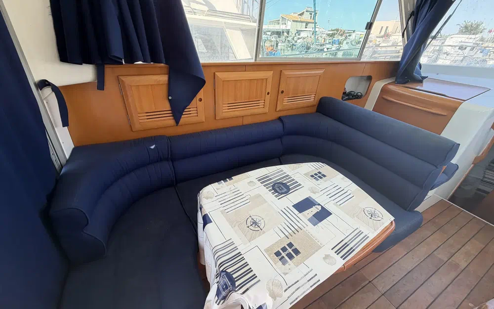 slider 6 Beneteau Antares 10.80