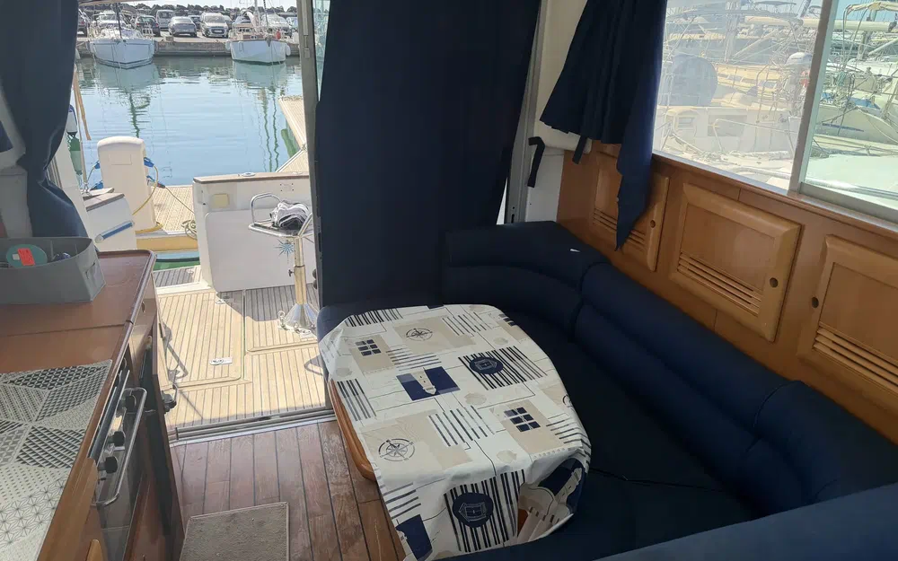 slider 7 Beneteau Antares 10.80