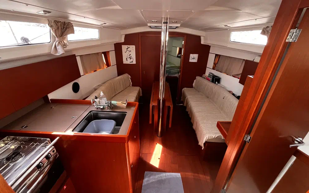 slider 12 Beneteau Oceanis 35.1