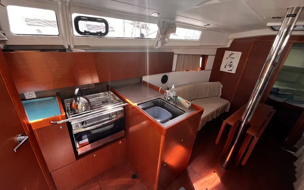 slider 13 Beneteau Oceanis 35.1