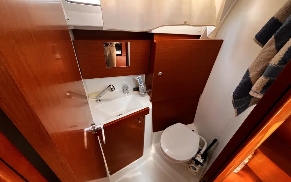 slider 21 Beneteau Oceanis 35.1