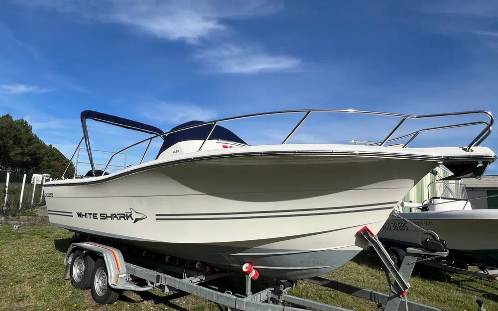 slider 14 White Shark 228