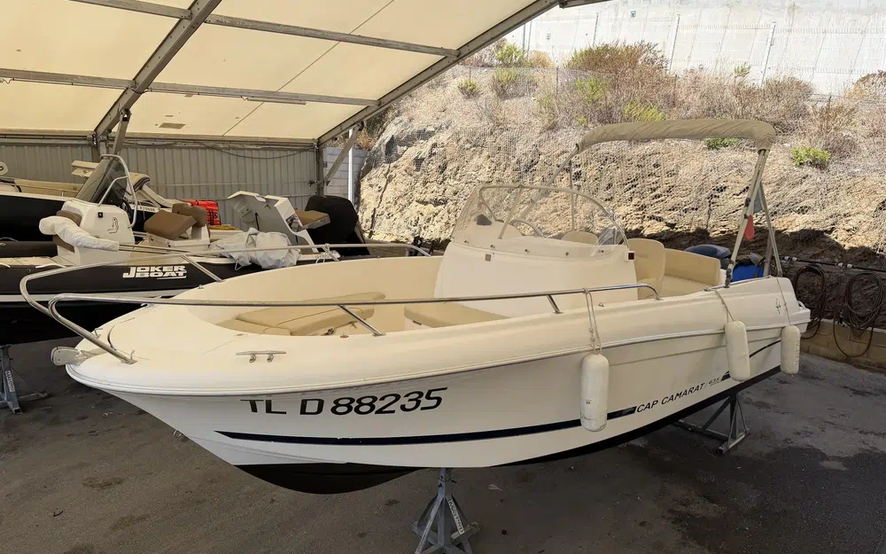 slider 0 Jeanneau Cap Camarat 635 Cc