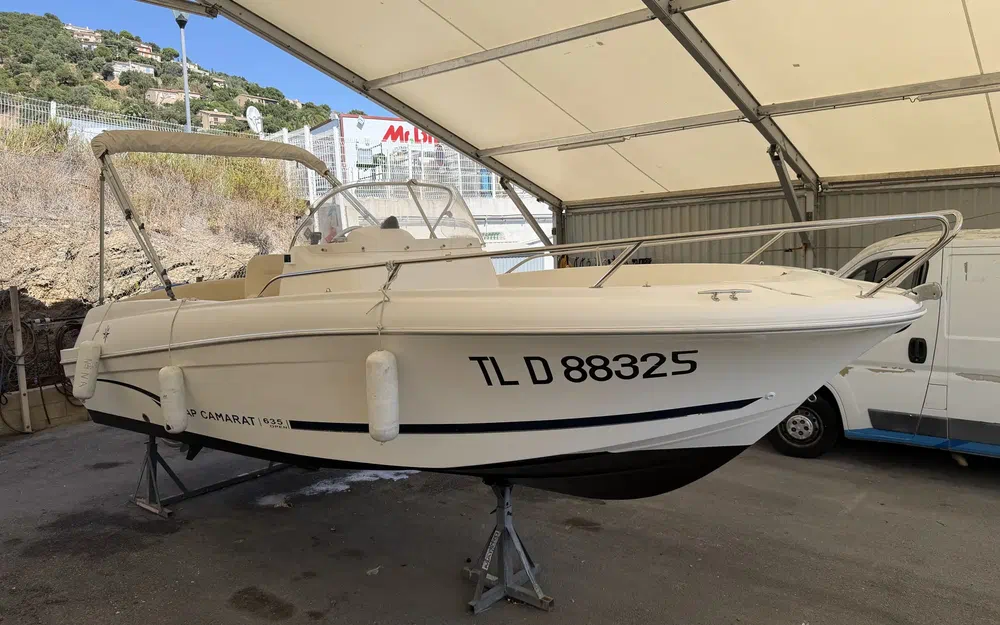 slider 1 Jeanneau Cap Camarat 635 Cc