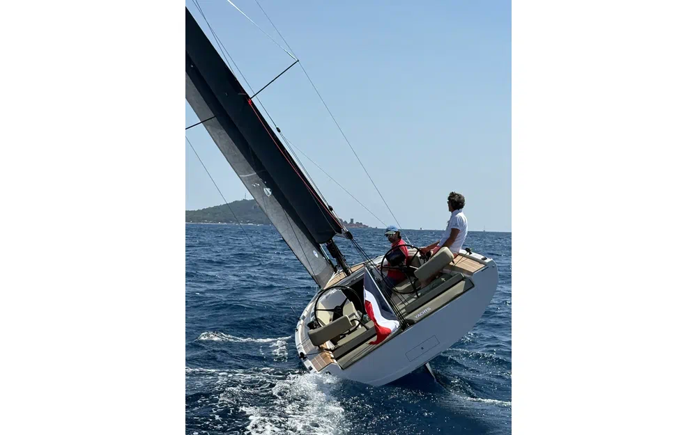 slider 21 Saffier SE 28 Leopard