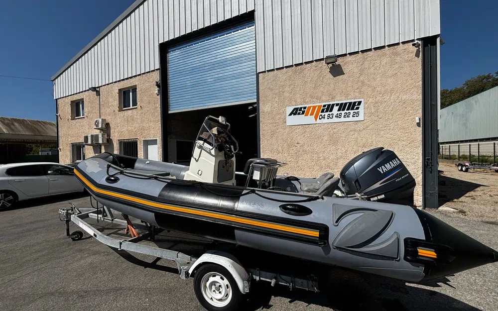 slider 18 Zodiac Pro Open 550