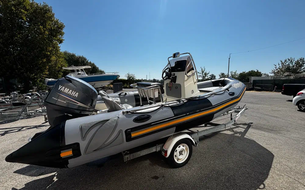 slider 8 Zodiac Pro Open 550
