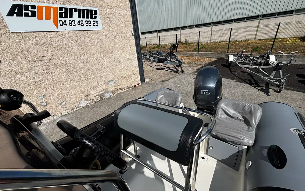 slider 22 Zodiac Pro Open 550
