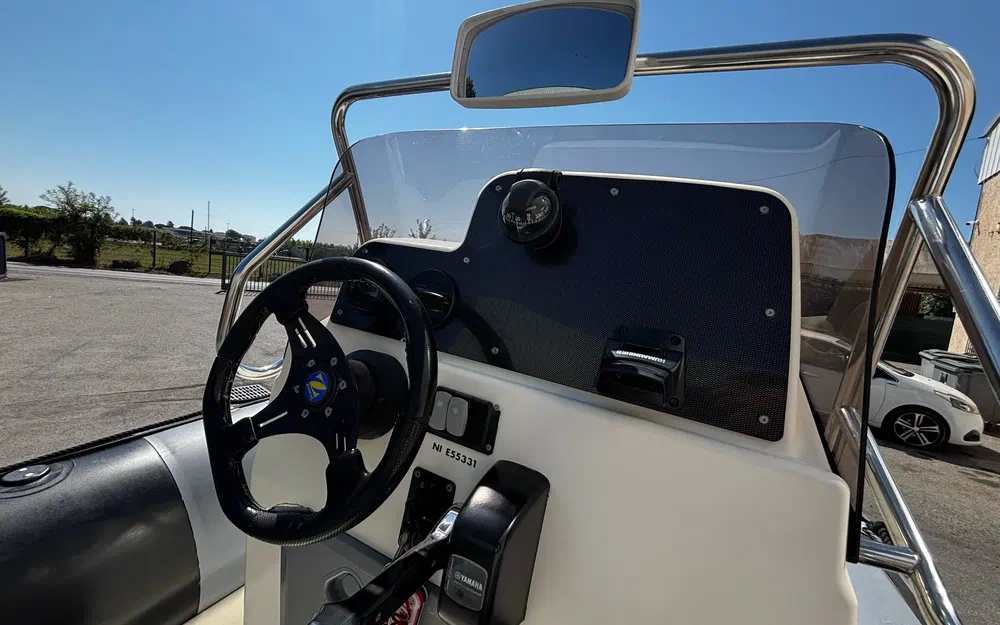 slider 25 Zodiac Pro Open 550