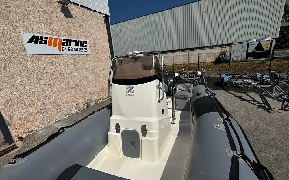 slider 30 Zodiac Pro Open 550