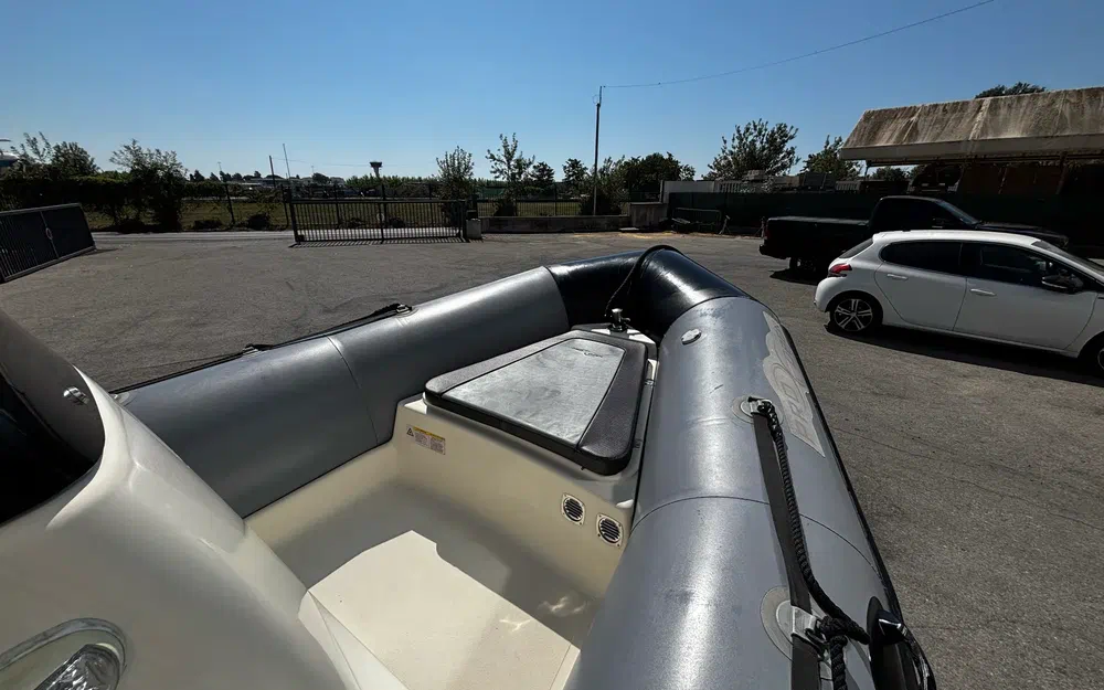 slider 27 Zodiac Pro Open 550
